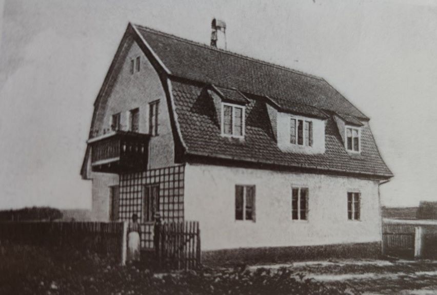 Das Haus um 1910 – noch ohne Gasthof