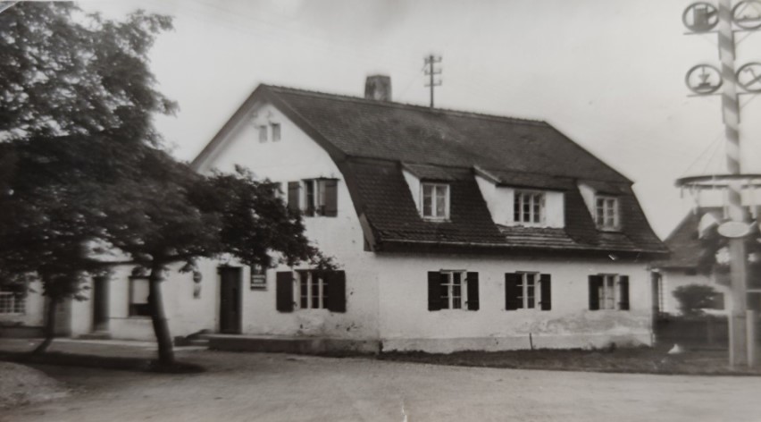 Erste Wirtschaft, Aufnahme von 1955